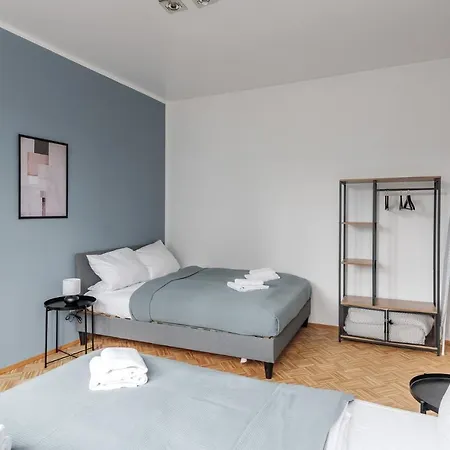 公寓 Flats 4 You, Moderne Naehe Hbf, Due-messe 20 Min, Netflix, Kueche *