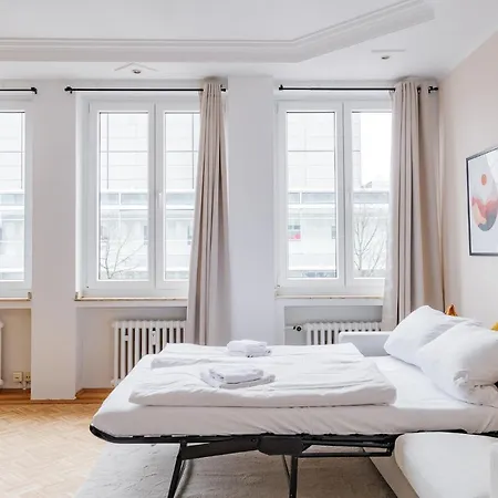 Flats 4 You, Moderne Naehe Hbf, Due-messe 20 Min, Netflix, Kueche 公寓