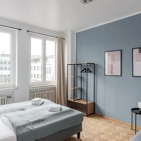 Flats 4 You, Moderne Naehe Hbf, Due-messe 20 Min, Netflix, Kueche Appartement Duisburg