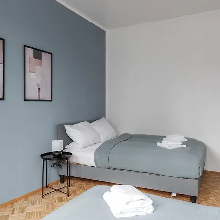 Flats 4 You, Moderne Naehe Hbf, Due-messe 20 Min, Netflix, Kueche 杜伊斯堡