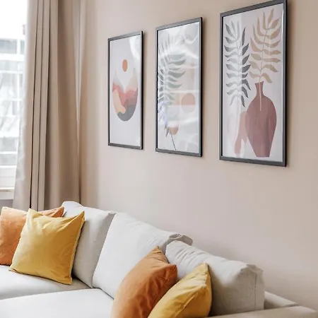 Appartement Flats 4 You, Moderne Naehe Hbf, Due-messe 20 Min, Netflix, Kueche