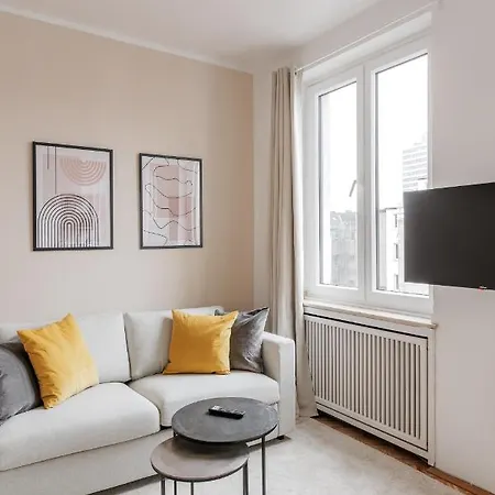 Appartement Flats 4 You, Moderne Naehe Hbf, Due-messe 20 Min, Netflix, Kueche
