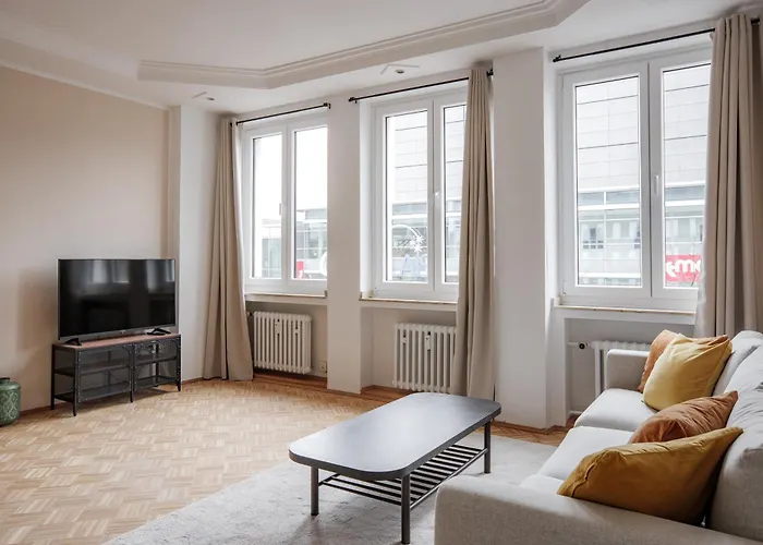 Apartment Design-apartments - Kueche, Smart-tv, Homeoffice - By Lott Living